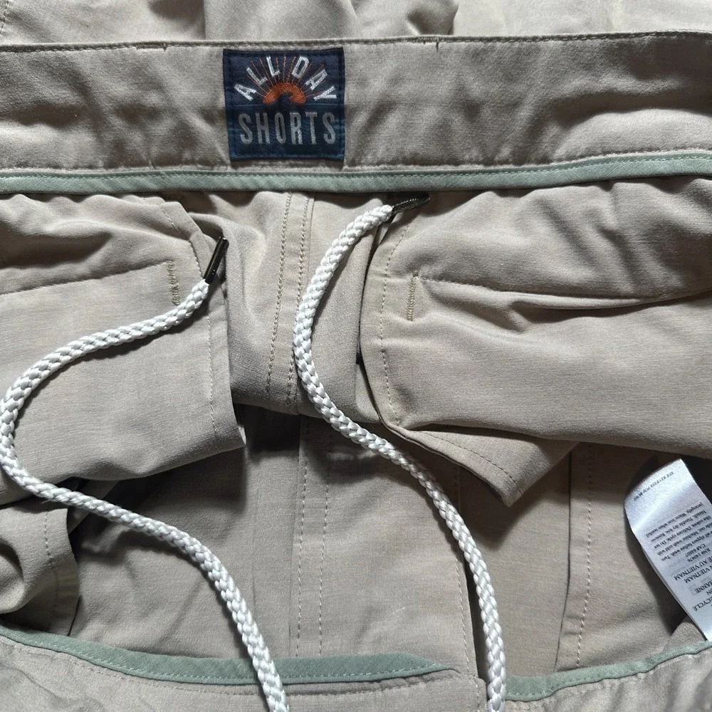 Faherty All Day Shorts Mens 35 Performance Hybrid Breathable Stretch Tan